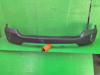 FRONT BUMPER  SILVERADO  2016 2017 2018 OEM
