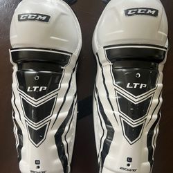 CCM Ltp L Youth 25cm/10” Ice Hockey Shin Guards