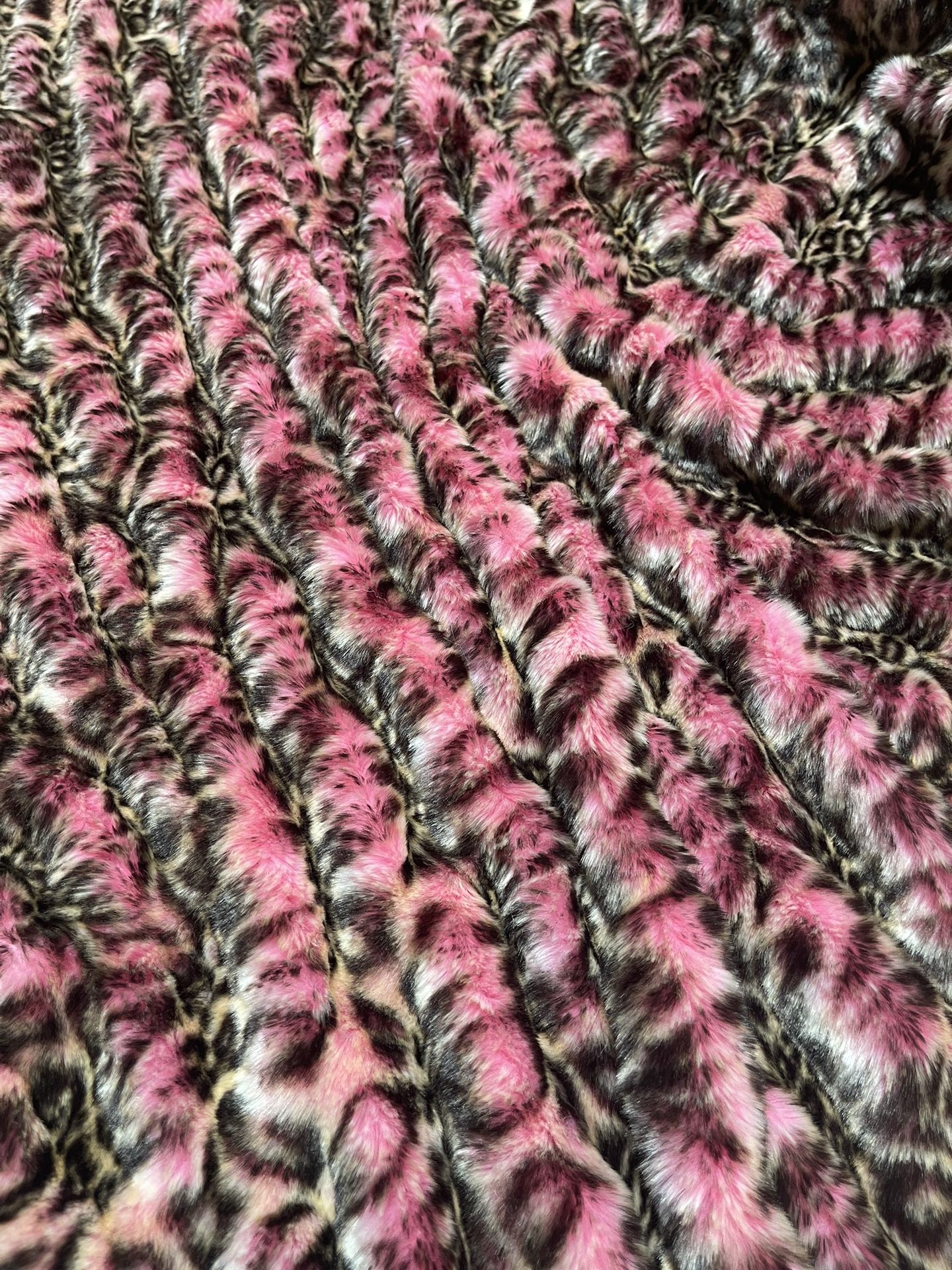 3 Yards Rose Leopard Faux Fur Fabric Roll Fur Accents Warehouse Liquidation Sale