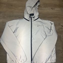 Nike Women’s Reflective Running Jacket (Medium)