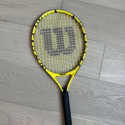 Wilson Minions Kids Tennis Racquet 3-5/8 Yellow