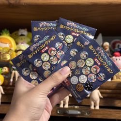 ONE random studio ghibli pin badge/pin-back button