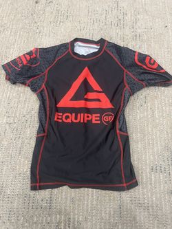 Youth Medium Rash Guard