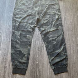 Women’s Splendid Jogger Pants Size Large