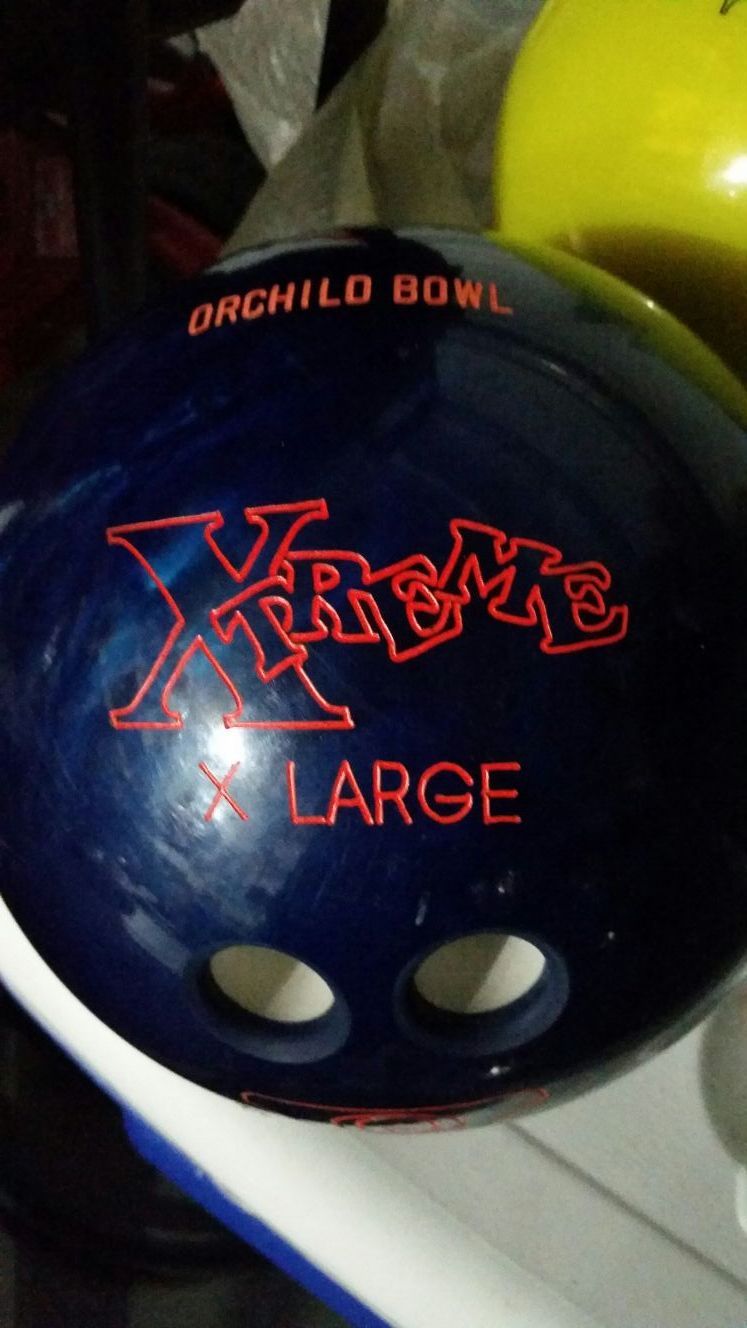 Bowling ball. 16lb xtreme smart ball