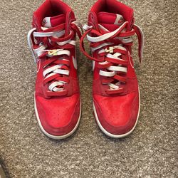 Nike Dunk High se (University Red) Size 12