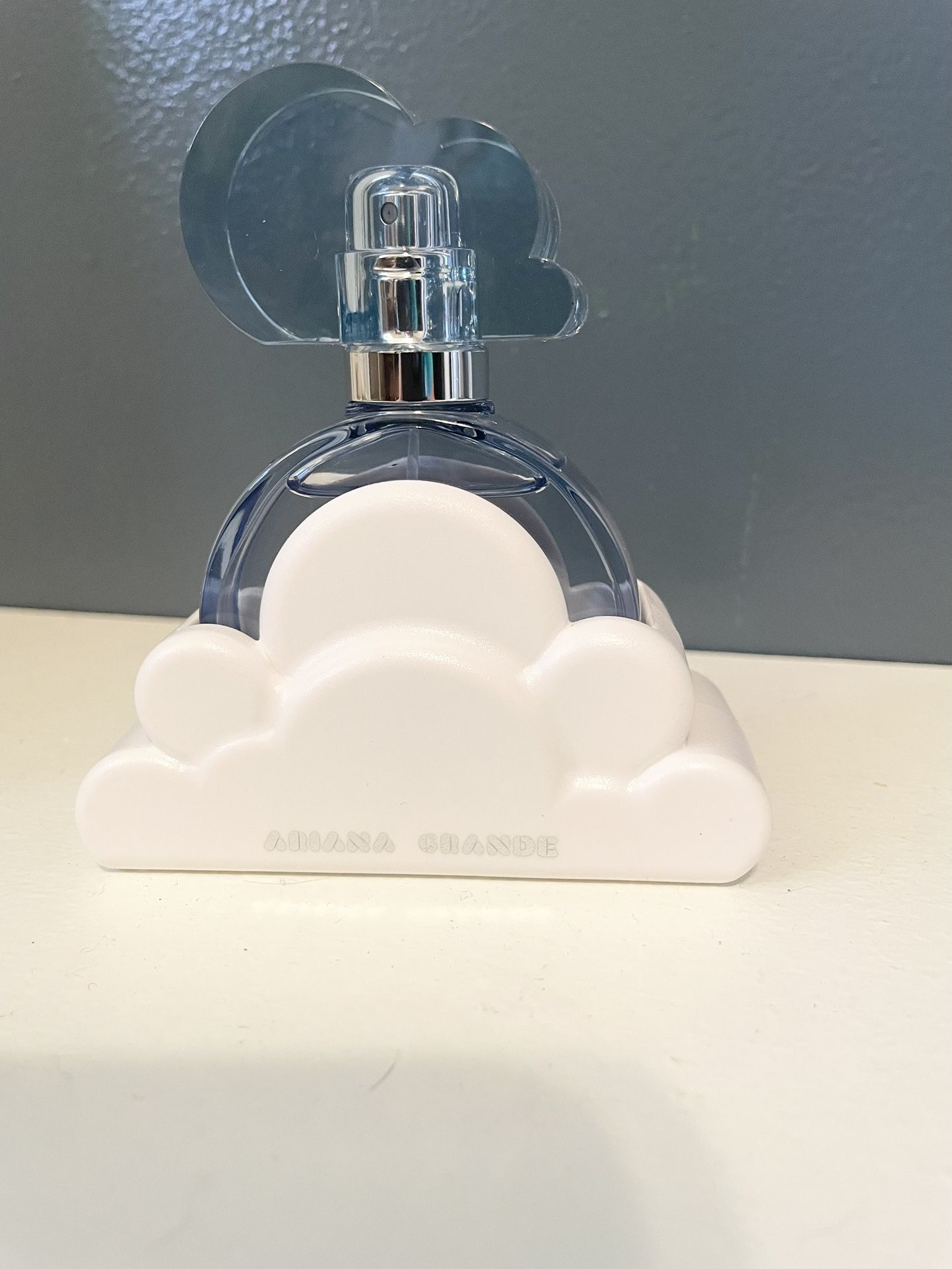 Ariana Grande Cloud Perfume 1.0 oz