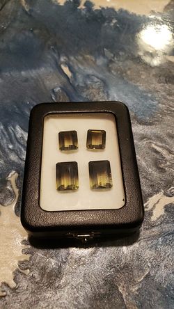 Semi precious gem stone's