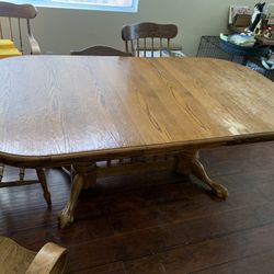 Vintage Style Dining Table