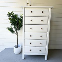 Newly Refurbished - Off White 6 Drawer Wood Dresser