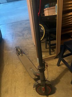 Electric scooter with charger