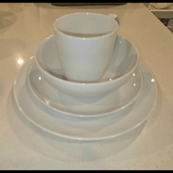 Crate and Barrell dining ware - 8 place settings