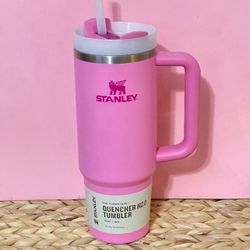 New STANLEY Quencher H2.0 Tumbler
