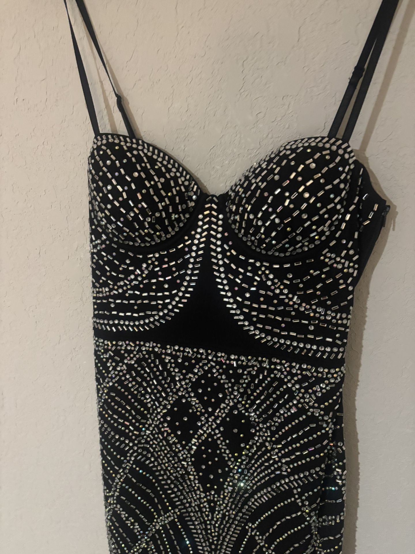 NEW WITH TAGS Rhinestone Formal Dress Women’s Size L (10/12)