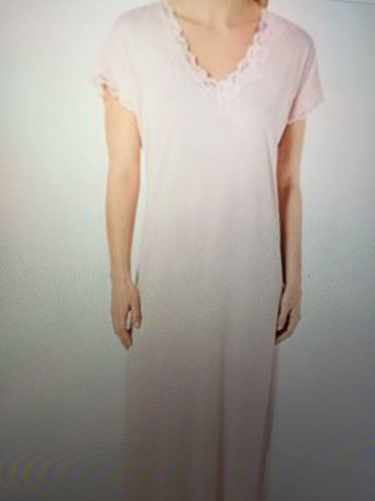 New Women’s Nightgown