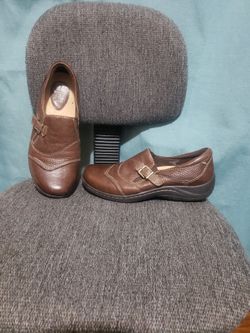 Earth Shoe Size 7B