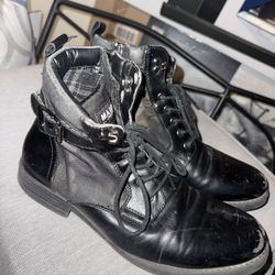 Men’s Shoes Size 11