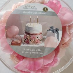 Cake Stand With Flowers 