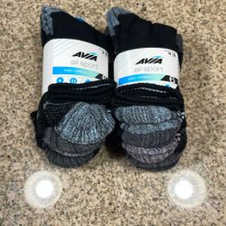 Women’s Mid Crew Socks 