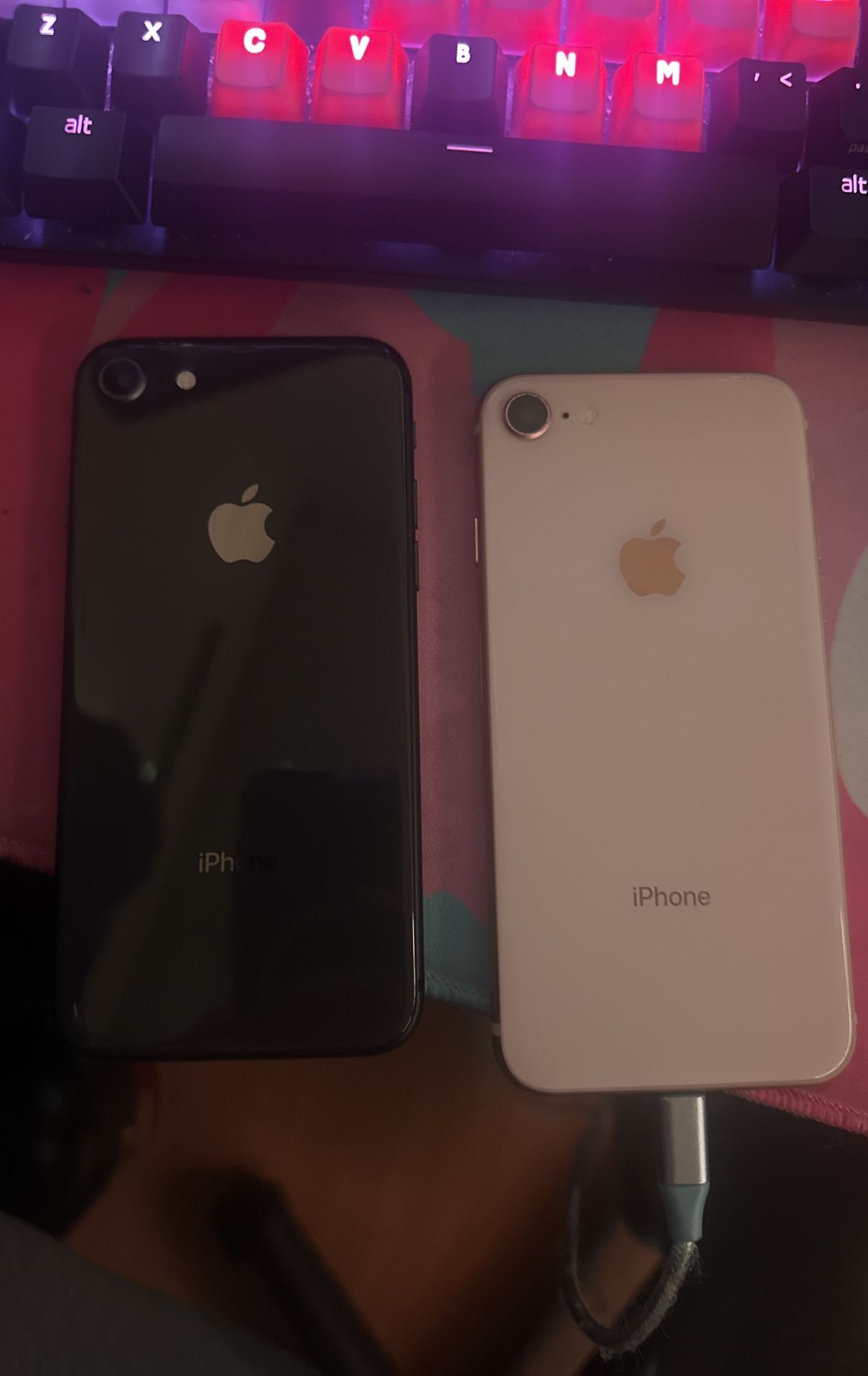 2 IPhone 8s (FOR PARTS)
