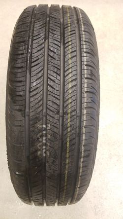 One tire Continental 205/65R16