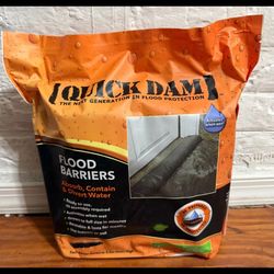 Quick Dam QD617-1 Water Activated 17 ft. Flood Barrier (1-Pack)