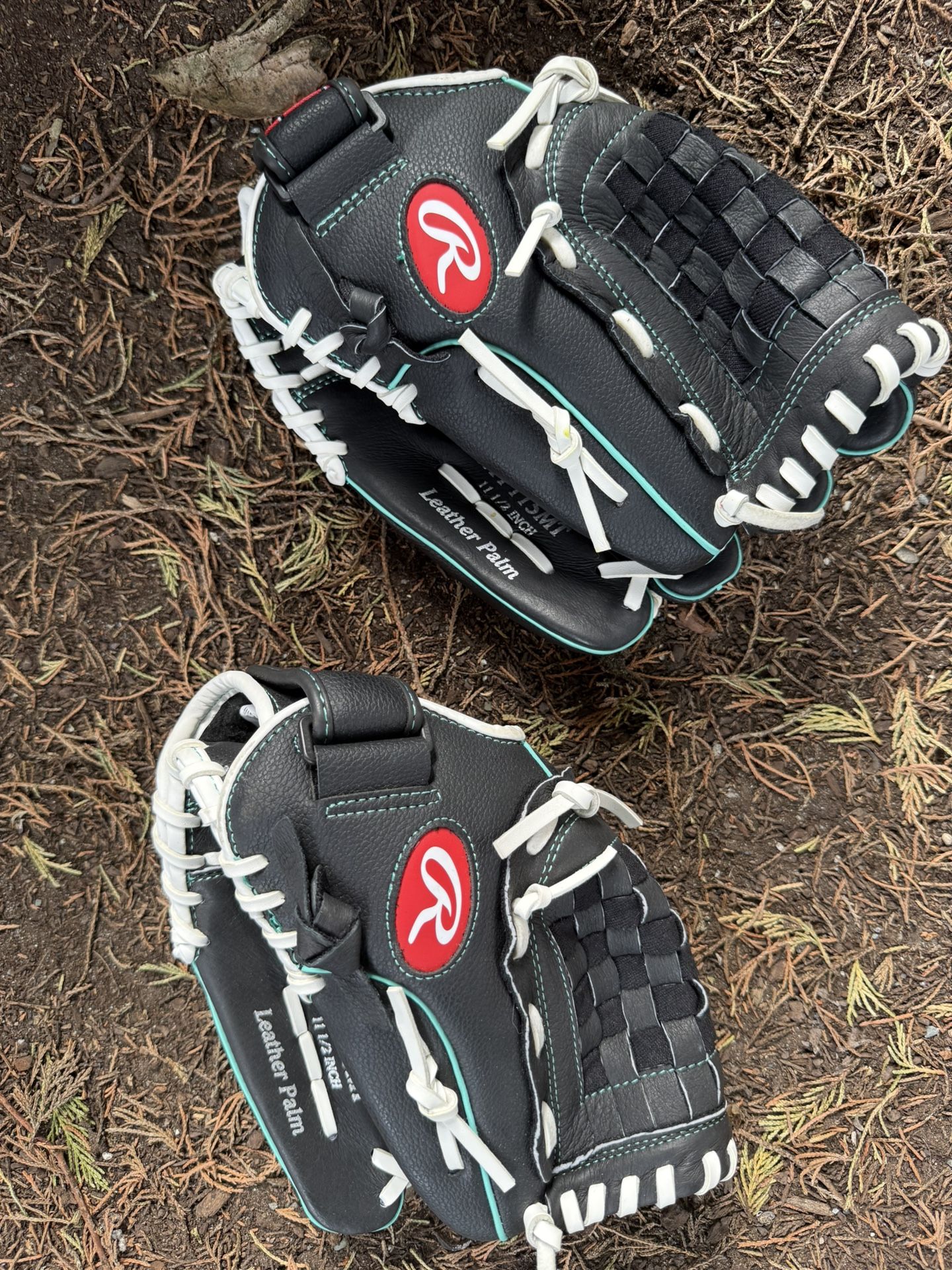 NEW Baseball Gloves