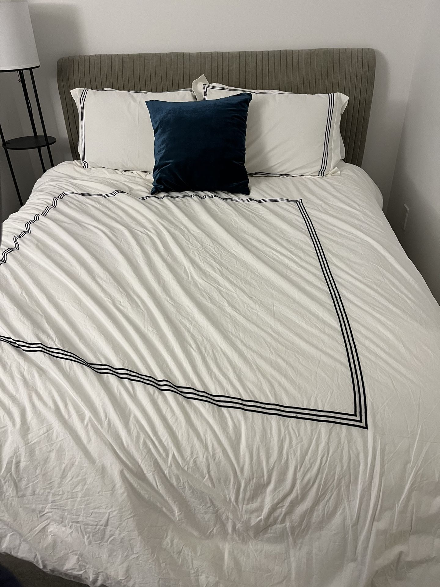 West Elm Queen Size Mattress And Bed Frame