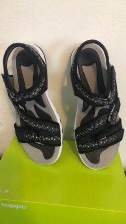 Rika very confortable sandals size 10