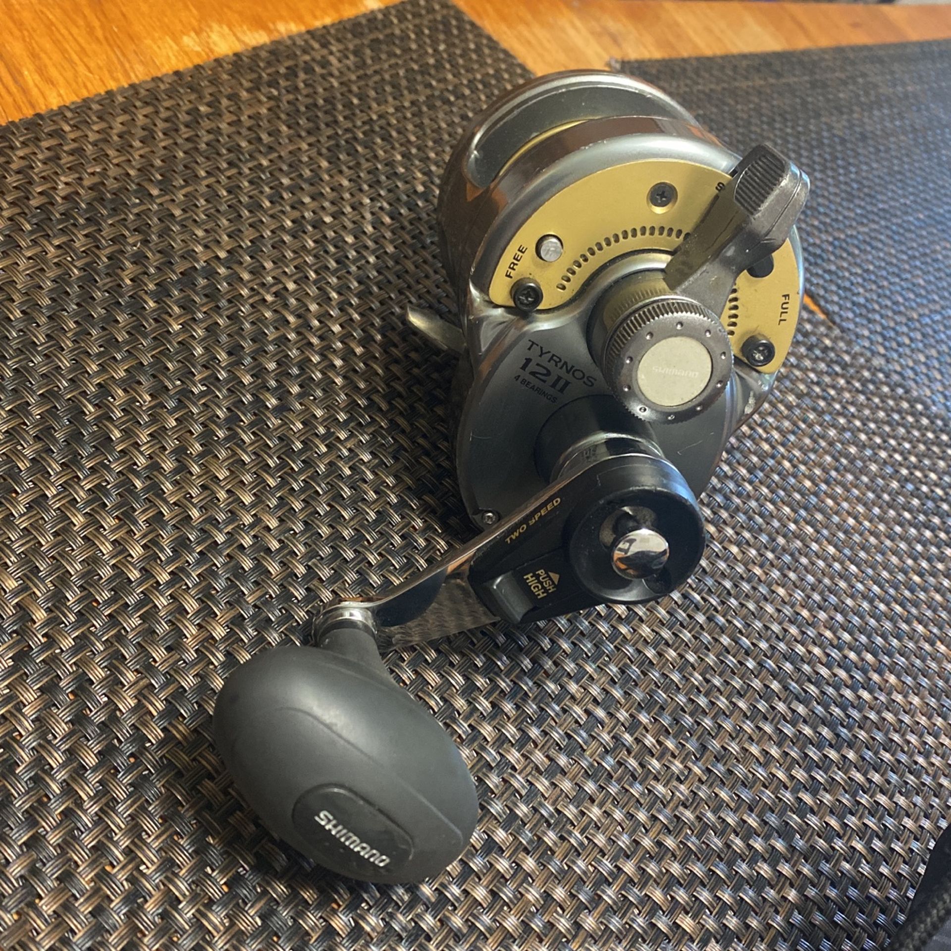 Shimano Fishing Reel