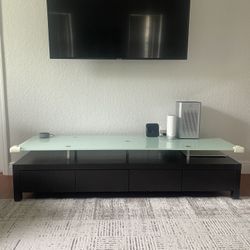 TV stand 