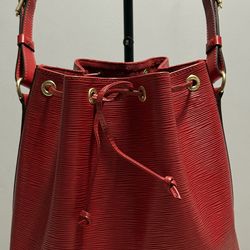 Louis Vuitton Vintage Noé GM Epi Leather