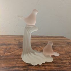 VINTAGE  CROWNING. TOUCH HALLMARK SATIN GLASS  BIRDS ON A BRANCH 