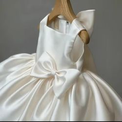 Flower Girl Dresses White Matching with Bows