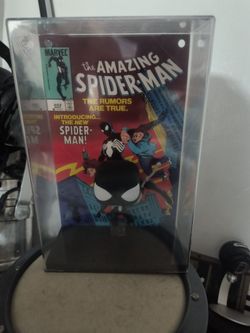SPIDERMAN Funko Pop Collector Box