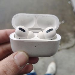 Apple Airpods Pro 3rd Gen (A2084)