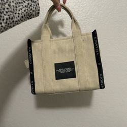 THE JACQUARD MINI TOTE BAG