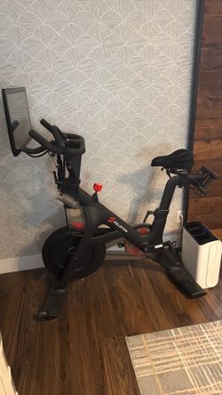 Peloton exercise bike