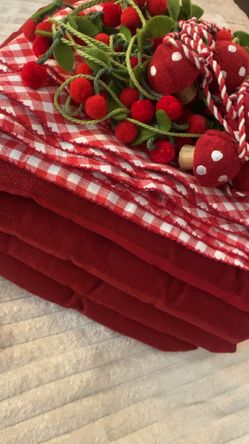 Beautiful Dining Room Bundle 🍒