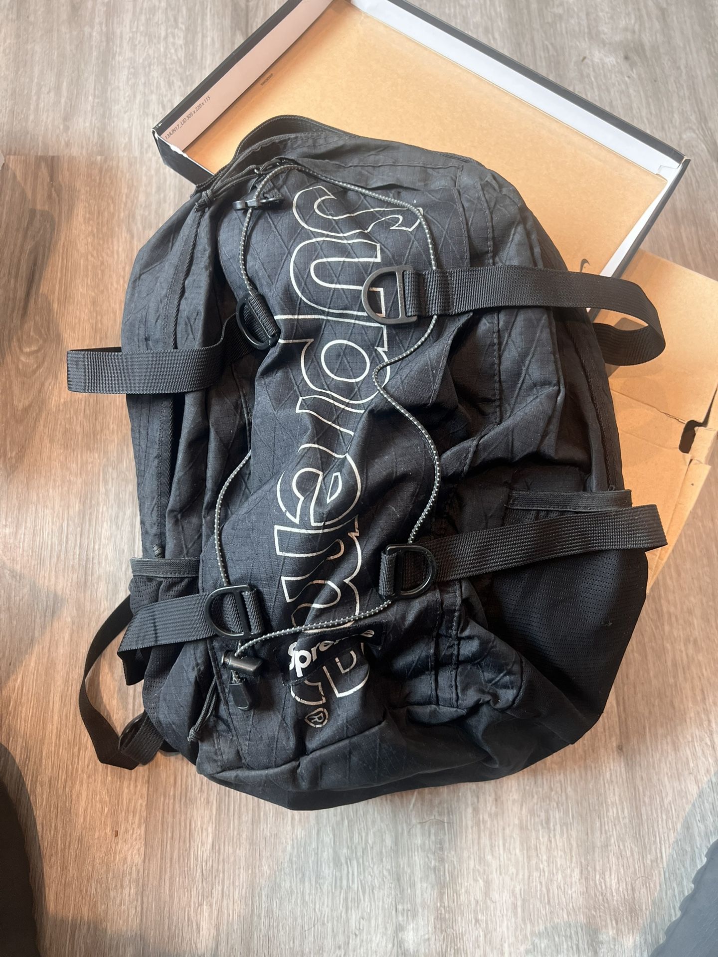 Supreme Fw18 Backpack