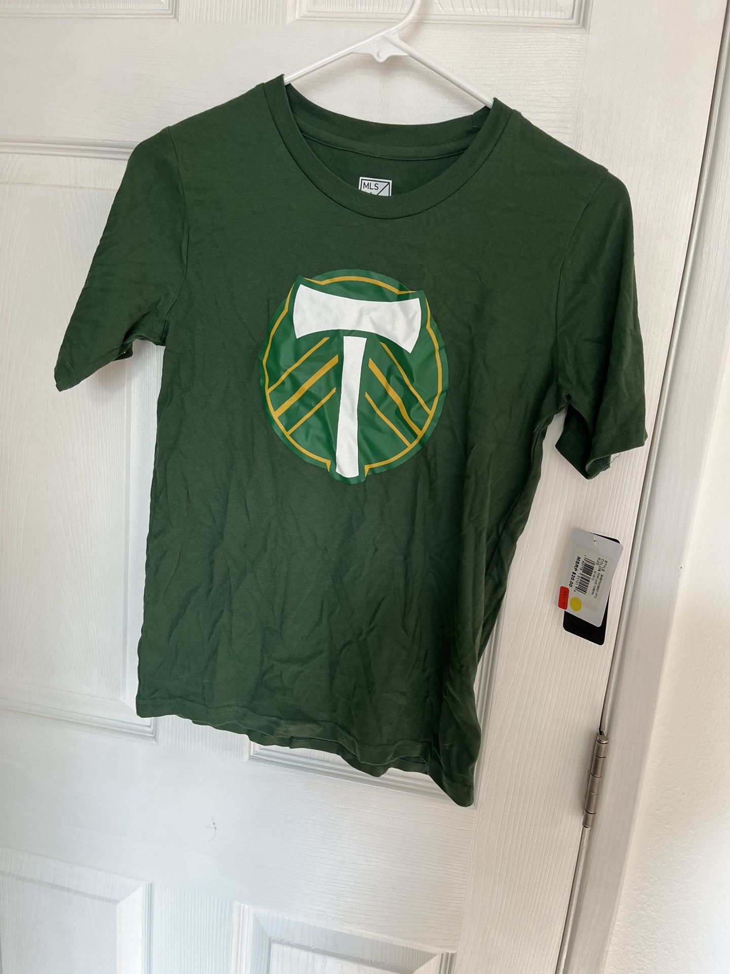 kids size medium portland timbers soccer shirt green