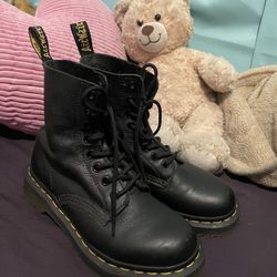 Black Dr. Martens Boots