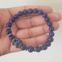 Lapis Lazuli Crown Center Stone Blue Bead Stretch Bracelet