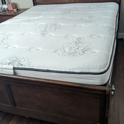 Sleigh Bed Frames

