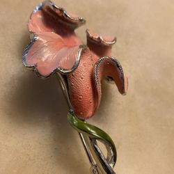 Large Coro Pegasus Broach W/ An Orchid