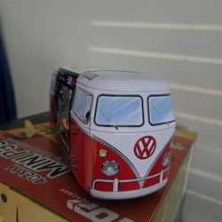 Collector's Addition VW Micro-bus 500 Pcs Puzzle.