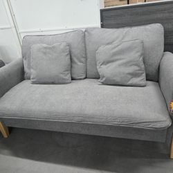 New Love Seat