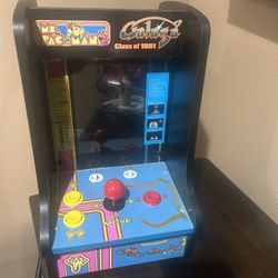 Está Máquina X $35. 