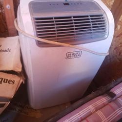 14,000 BTU Black And Decker Air Conditioner 