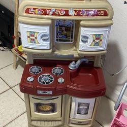 Cocinita Con Hornito Y Carrito De Mercardo 